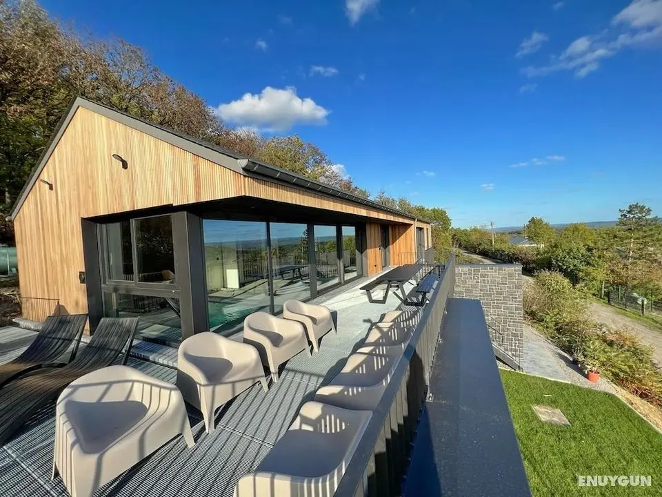 Luxurious Holiday Home With Indoor Pool and a Unique View Over the Valley - Öne Çıkan Resim