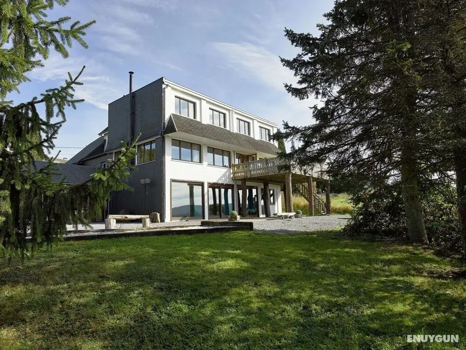 Luxurious Holiday Home in Stoumont With Pool & Bar - Dış Mekan