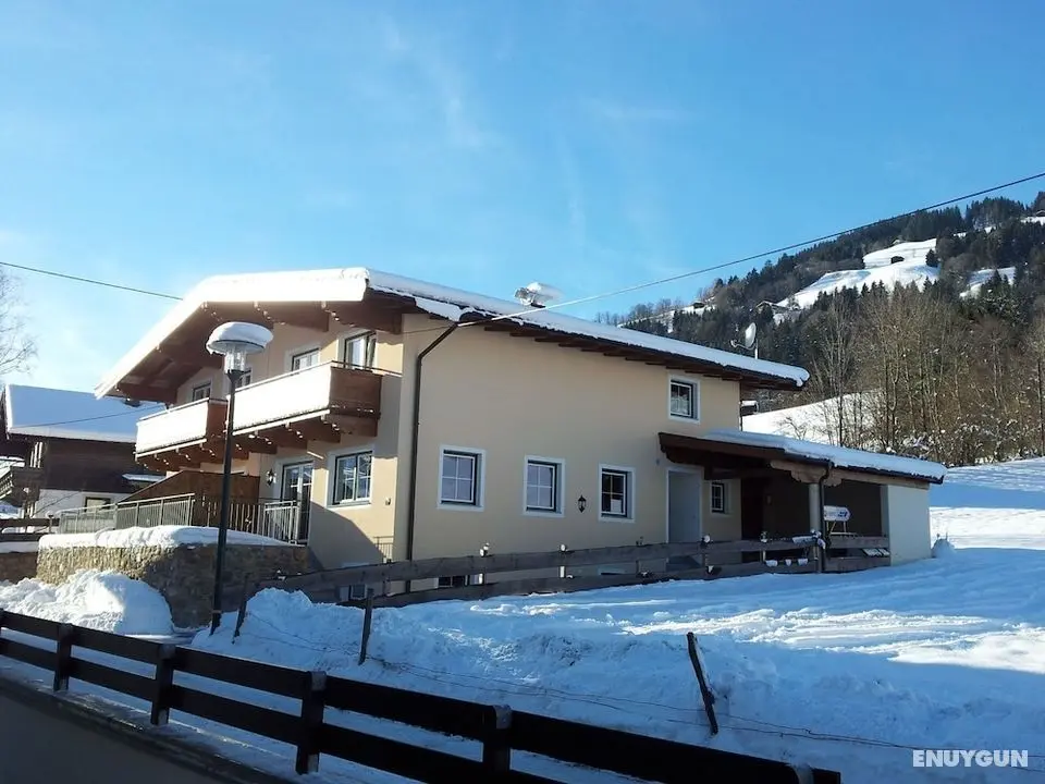 Luxurious Holiday Home in Tyrol Austria With Terrace - Öne Çıkan Resim