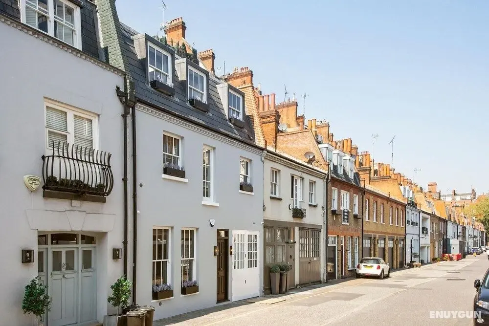 Luxurious Mews House in Pavilion Road - 3 Bedroom - Oda