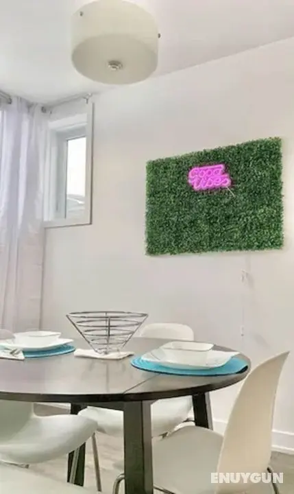 Luxurious and Peaceful Townhouse - Öne Çıkan Resim