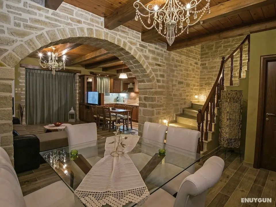 Luxurious Villa With Private Pool, Near a Couple of Restaurants & Sandy Beach - Öne Çıkan Resim
