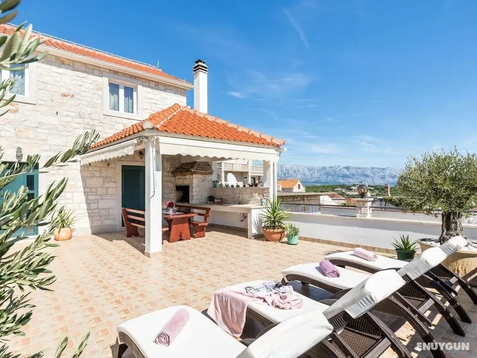 Luxurious Villa in Selca With Pool - Öne Çıkan Resim