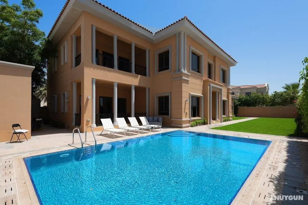 Luxury 5BR Villa With Private Pool and Beach - Oda