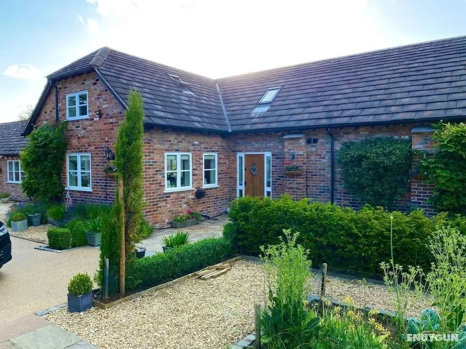 Luxury Accom. With Pool Henbury, Macclesfield - Öne Çıkan Resim