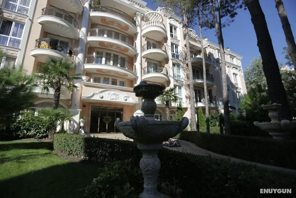 Luxury Apartment in Anastasia Palace - Dış Mekan