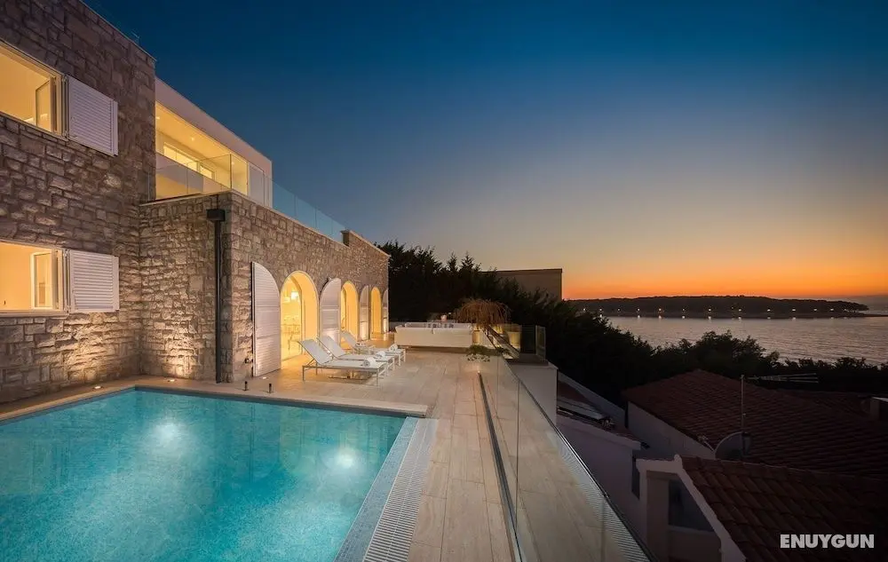 Luxury Villa Dance Forever with Pool - Havuz