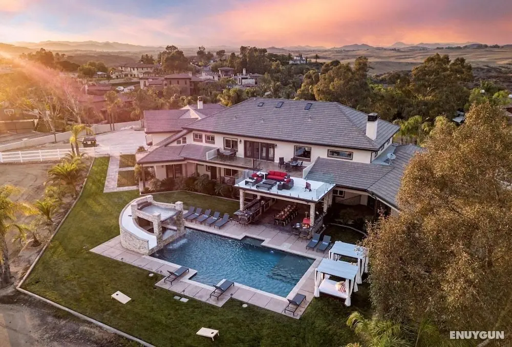 Luxury Estate Perfect for Large Groups - Oda