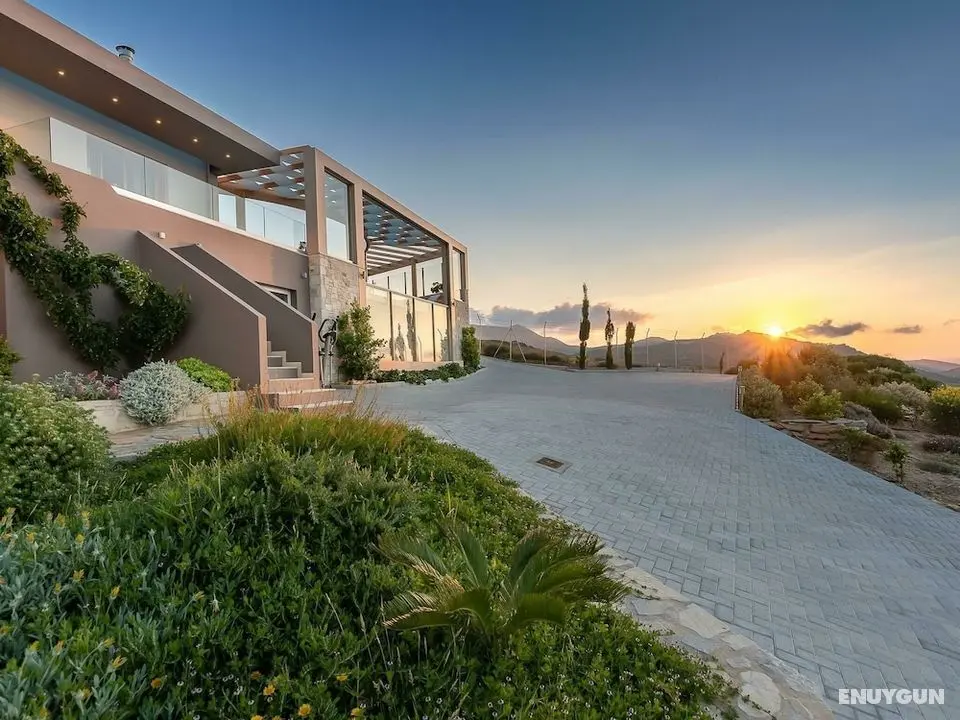 Luxury Villa With Heated Pool, Hamam, Hydromassage, Billiard, 700m to the Beach - Öne Çıkan Resim