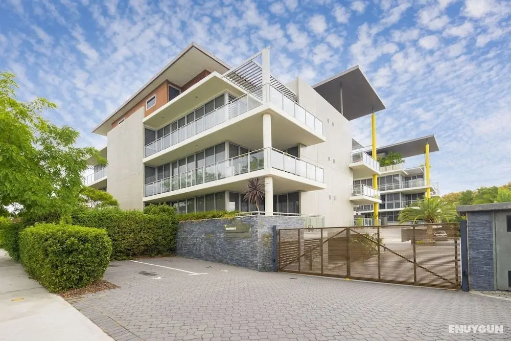 Luxury Modern Double Ensuite Apartment - Öne Çıkan Resim