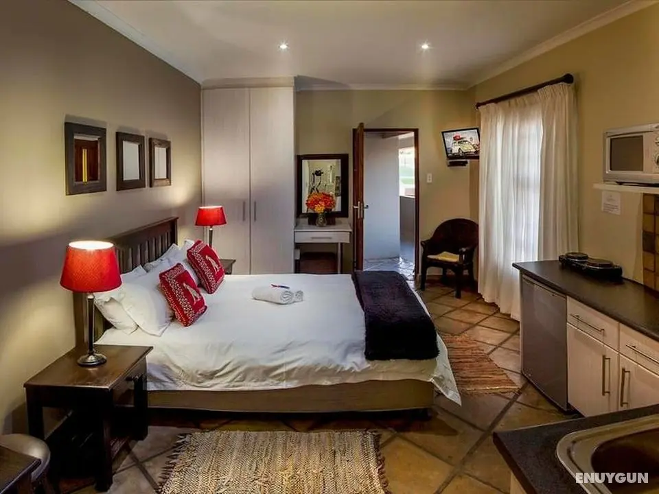 Luxury Room, Double Bed and Sleeper Couch max 4 Guests, Near Port Elizabeth - Öne Çıkan Resim