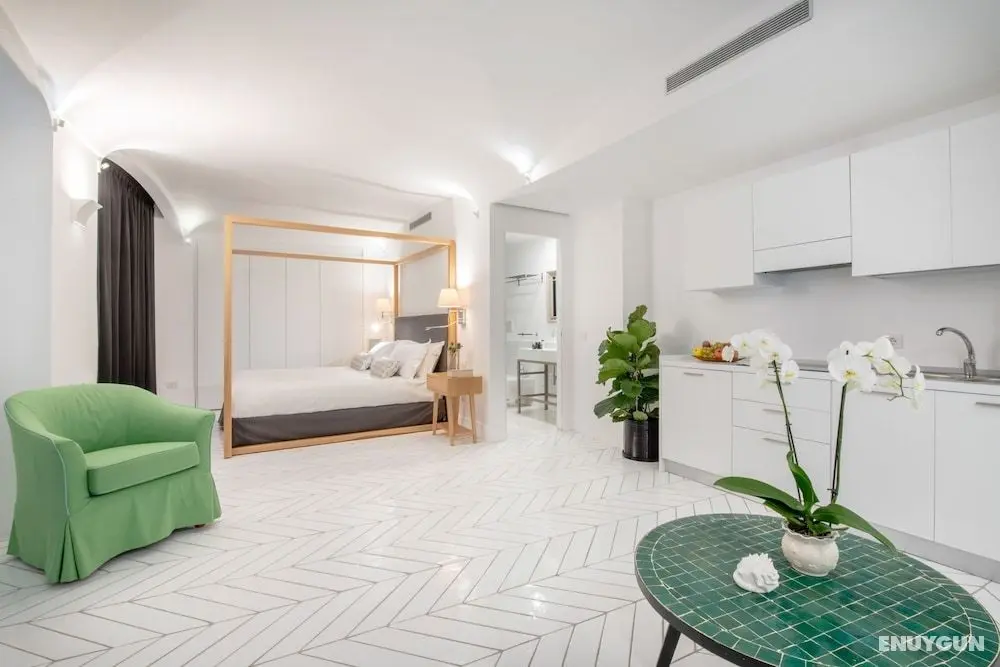 Luxury Suite with Garden and Jacuzzi - Öne Çıkan Resim