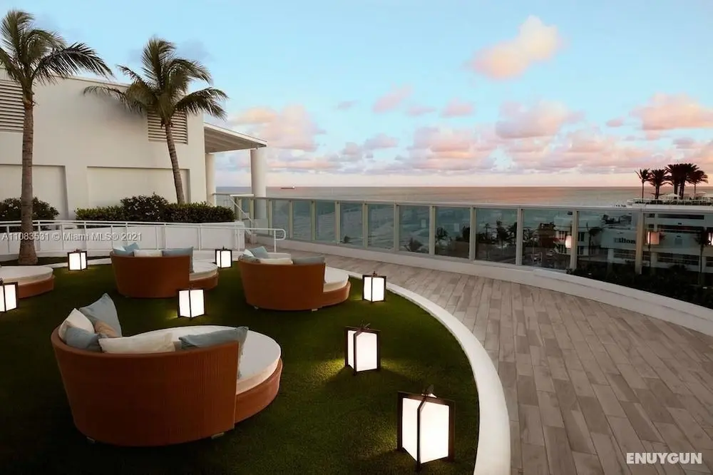 Luxury Suites in Fort Lauderdale Beach - Oda Düzeni