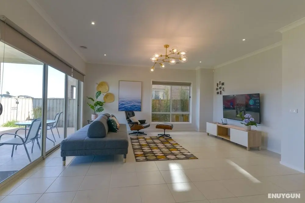 Luxury Waterfront Grand Villa in Melbourne - Öne Çıkan Resim