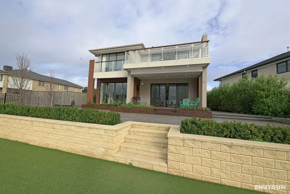 Luxury Waterfront SpaciousHouse Lakeview - Öne Çıkan Resim