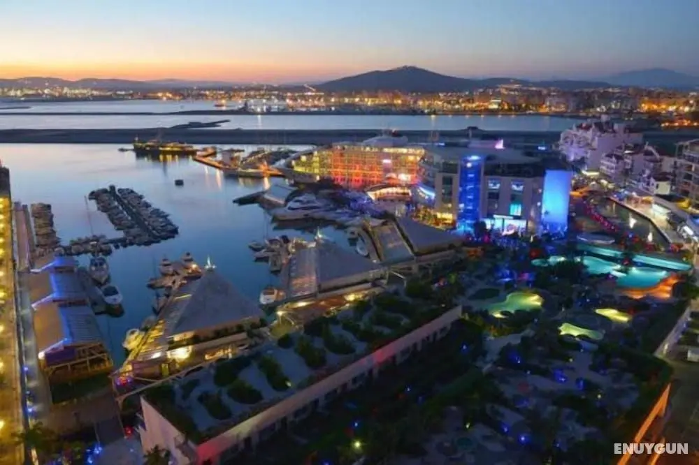 Luxury Yacht Hotel - Dış Mekan