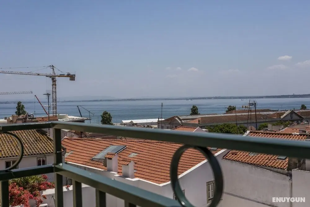 LxWay Apartments Alfama - Santo Estevão - Oda Manzaraları