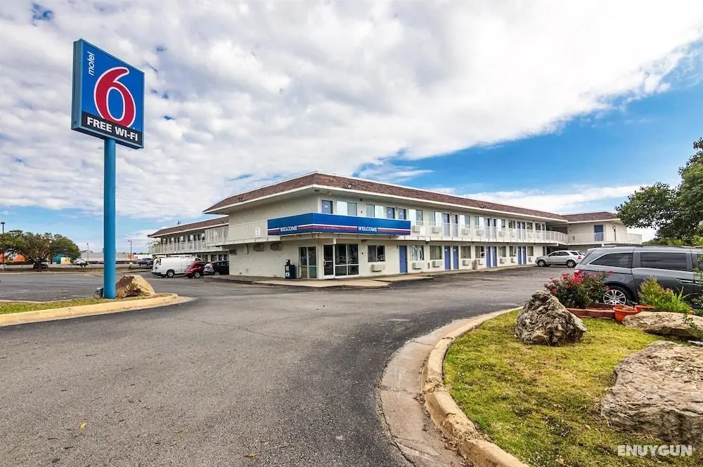 Motel 6 Ardmore, OK - Dış Mekan