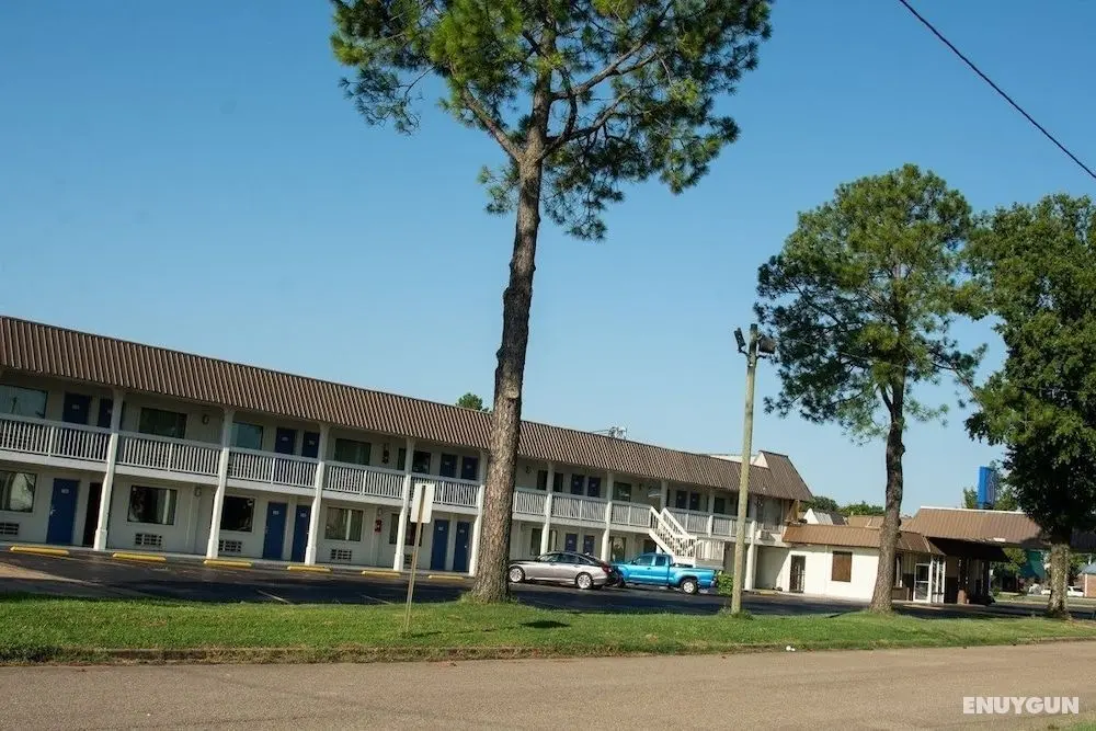 Motel 6 Brinkley, AR - Dış Mekan