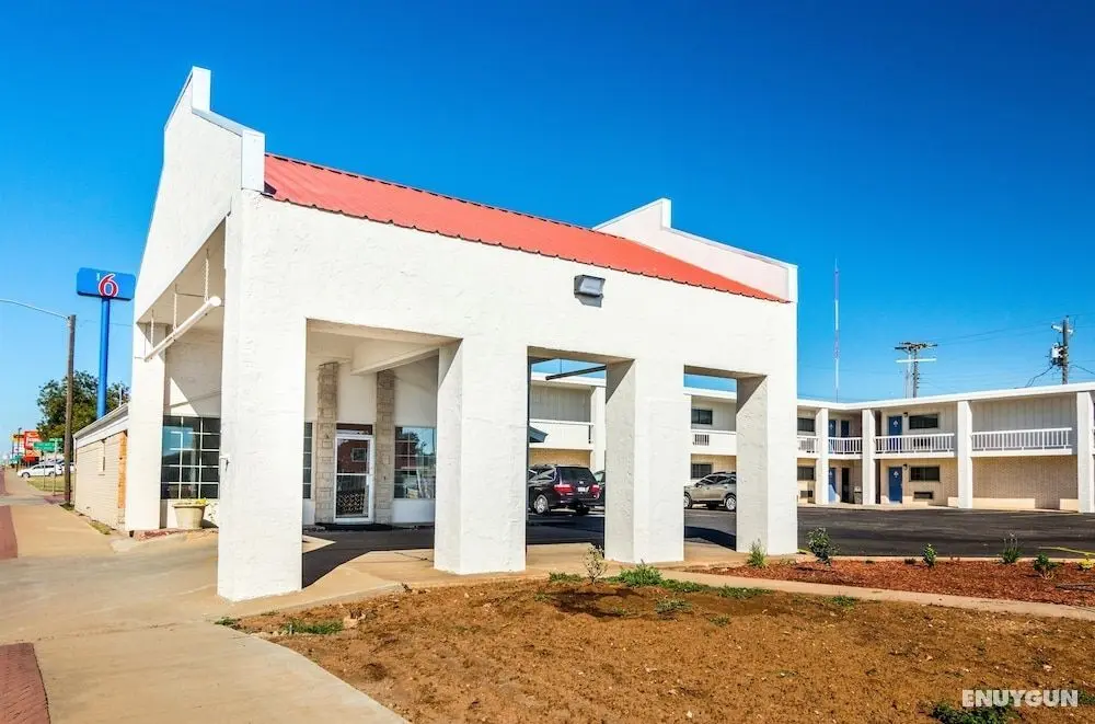 Motel 6 Childress, TX - Dış Mekan