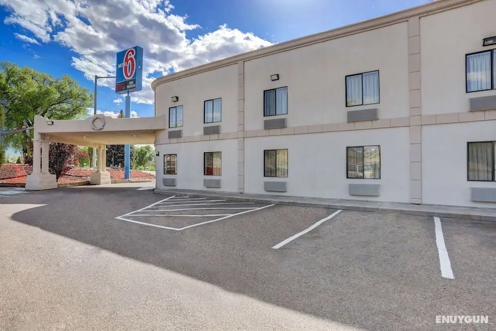 Motel 6 Espanola, NM - Öne Çıkan Resim