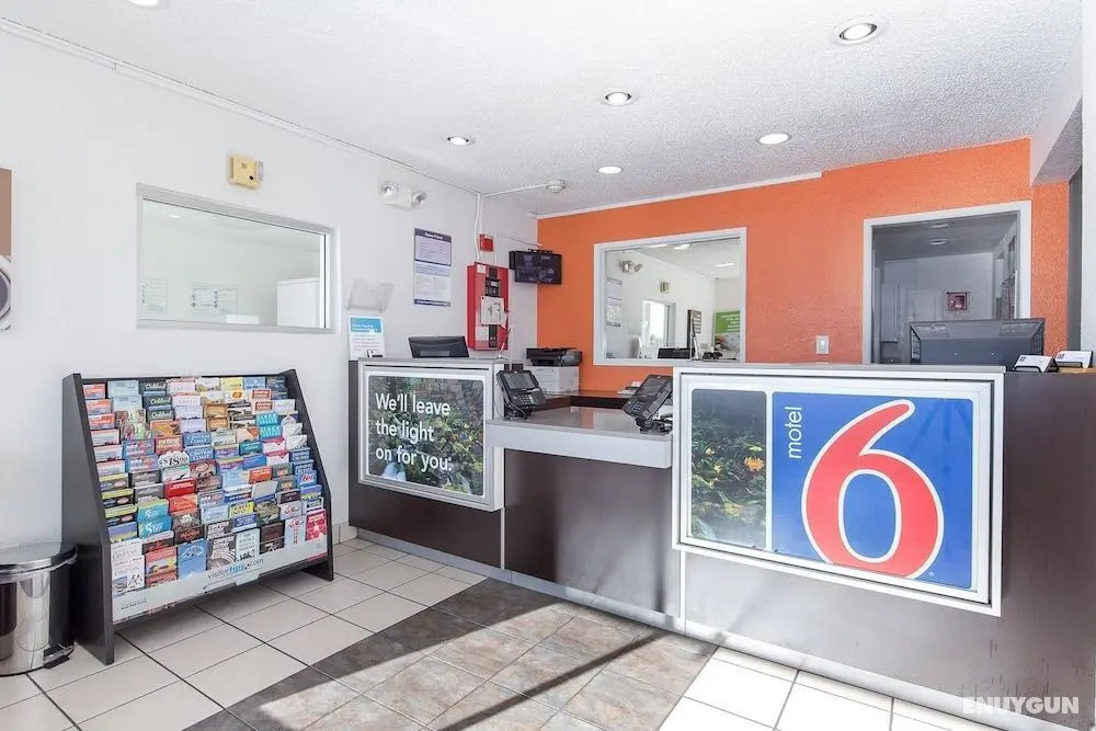 Motel 6 Hayward, CA - East Bay - Lobi