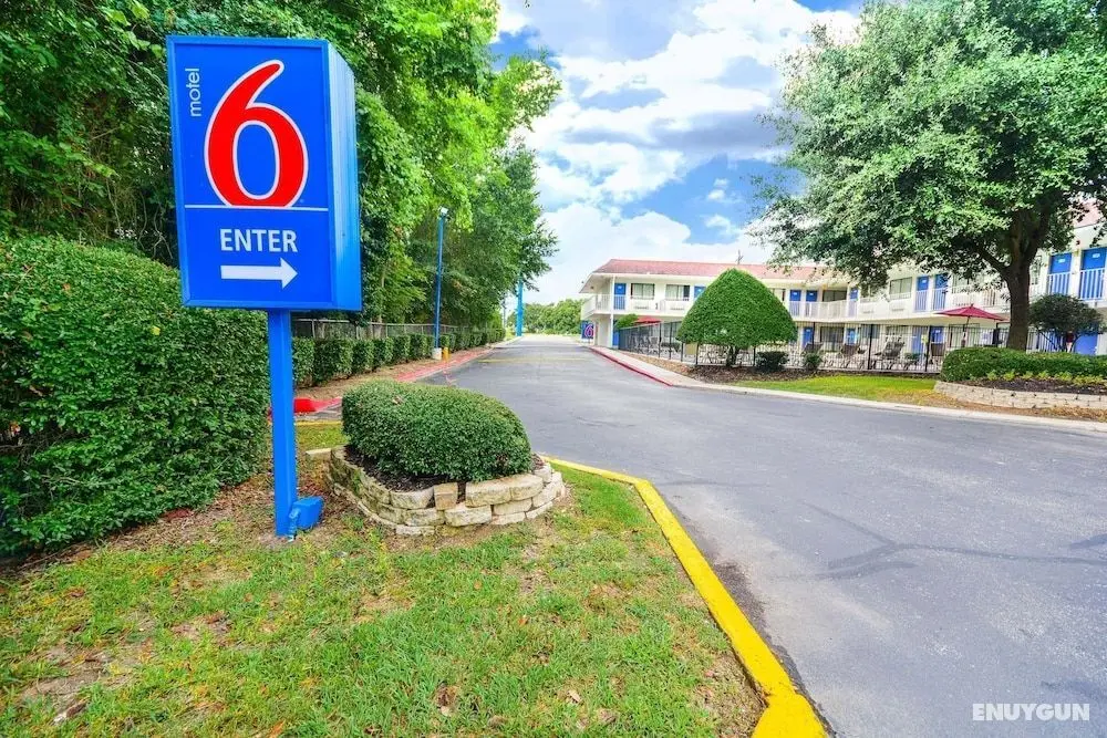 Motel 6 Huntsville, TX - Öne Çıkan Resim
