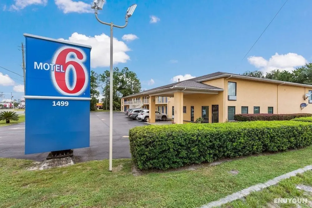 Motel 6 Macclenny, FL - Öne Çıkan Resim