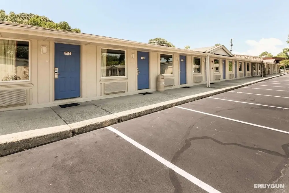 Motel 6 Newport News, VA - Dış Mekan