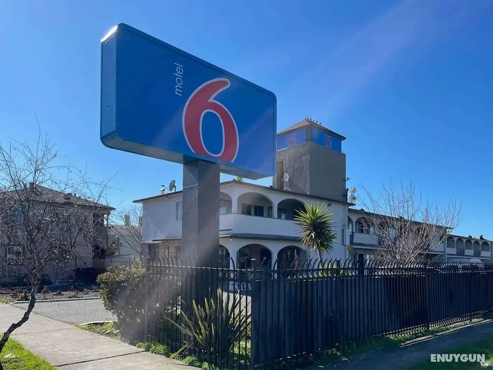 Motel 6 Richmond, CA – Civic Center - Öne Çıkan Resim