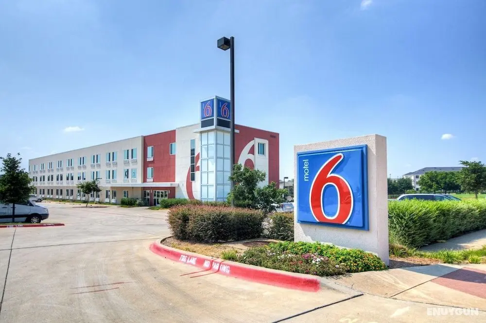 Motel 6 Roanoke, TX - Northlake - Speedway - Öne Çıkan Resim