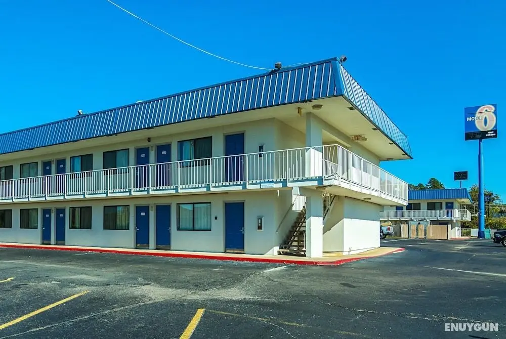Motel 6 Russellville, AR - Öne Çıkan Resim