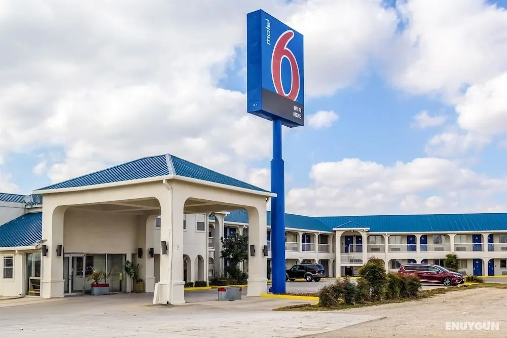 Motel 6 Seguin, TX - Öne Çıkan Resim