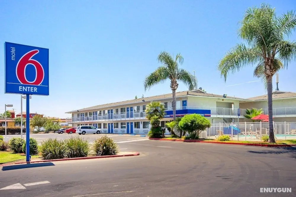 Motel 6 Tulare, CA - Öne Çıkan Resim