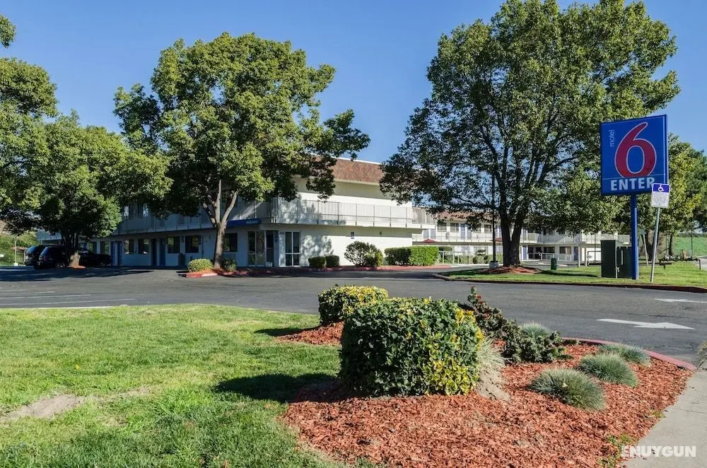 Motel 6 Turlock, CA - Öne Çıkan Resim