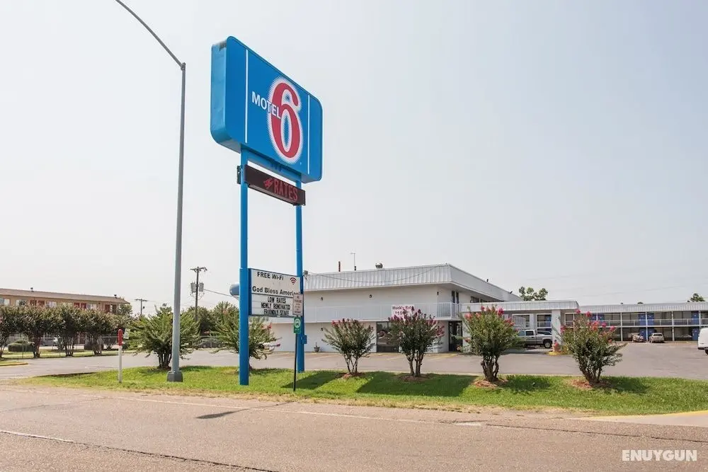 Motel 6 West Memphis, AR - Dış Mekan