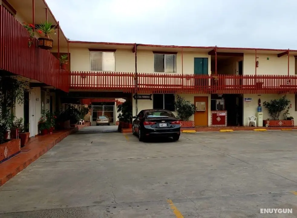 Motel Cortez - Dış Mekan