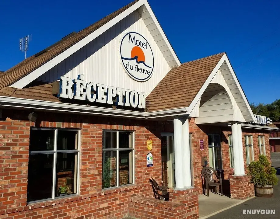 Motel et Appartements du Fleuve - Lobi