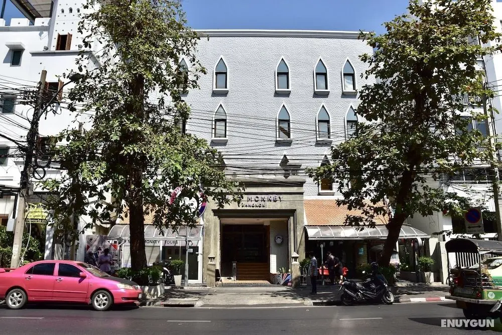 Mad Monkey Bangkok Hostel - Adults Only - Dış Mekan