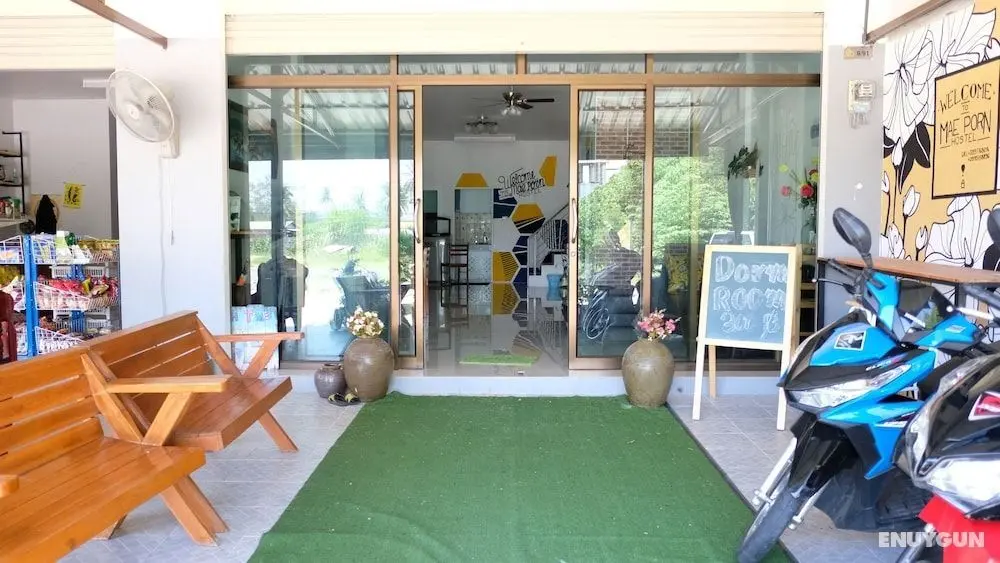 Mae-Porn Hostel - Öne Çıkan Resim