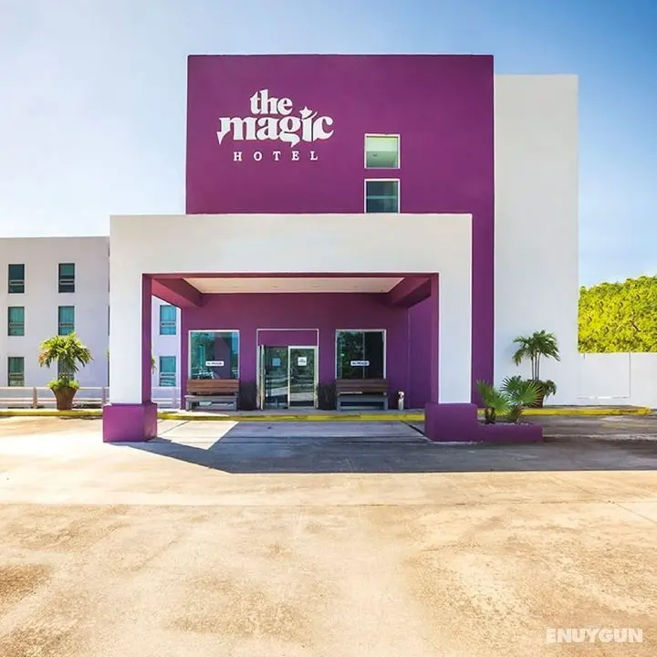 The Magic Hotel - Dış Mekan