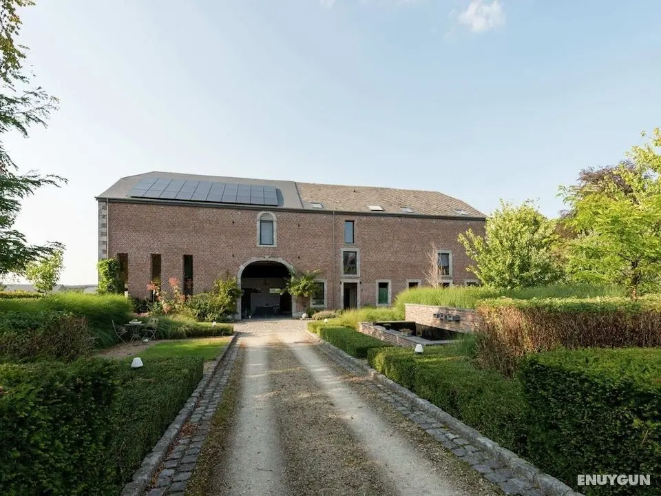 Magnificent Character Cottage with Spa Tub near Marche-en-Famenne - Öne Çıkan Resim