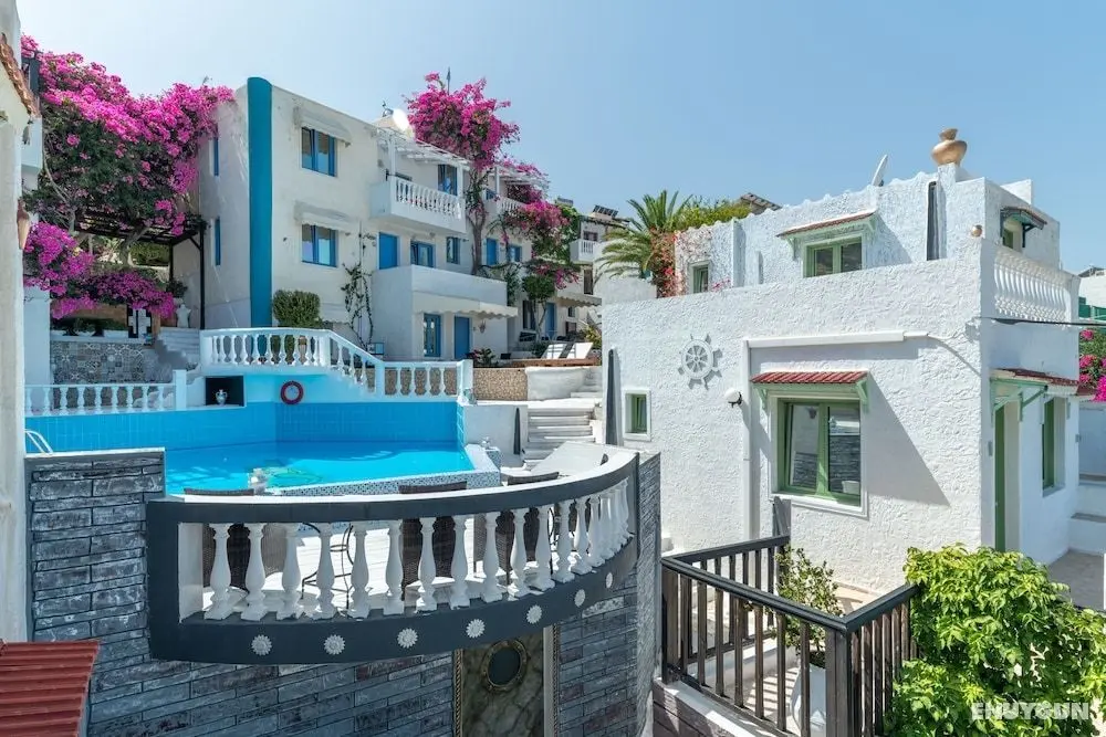 Magnificent View Nice Double Room With Shared Pool and Ac - Dış Mekan
