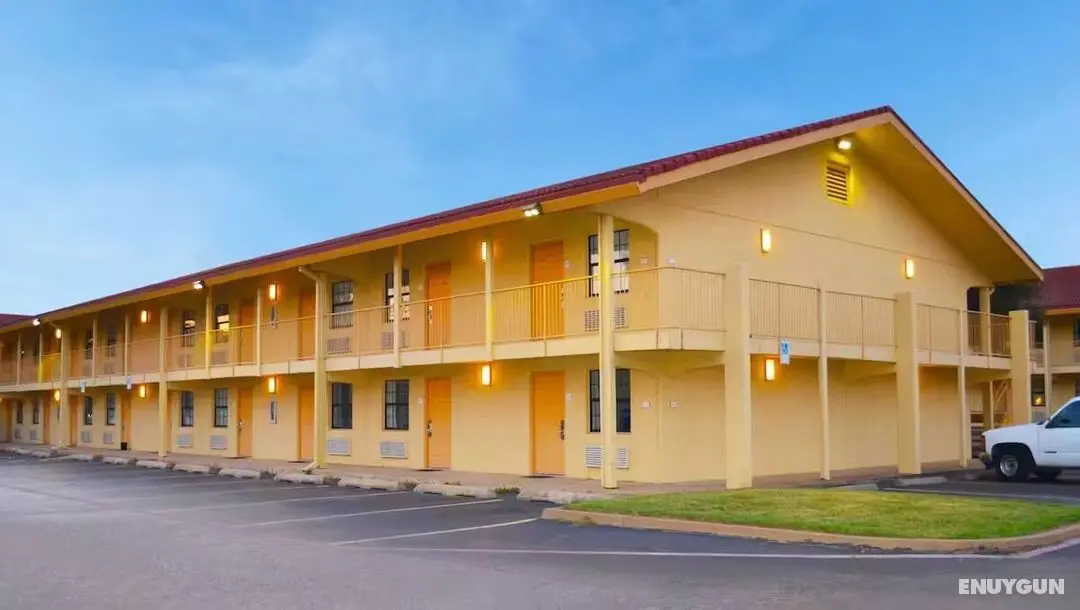 Magnuson Hotel Texarkana - Dış Mekan