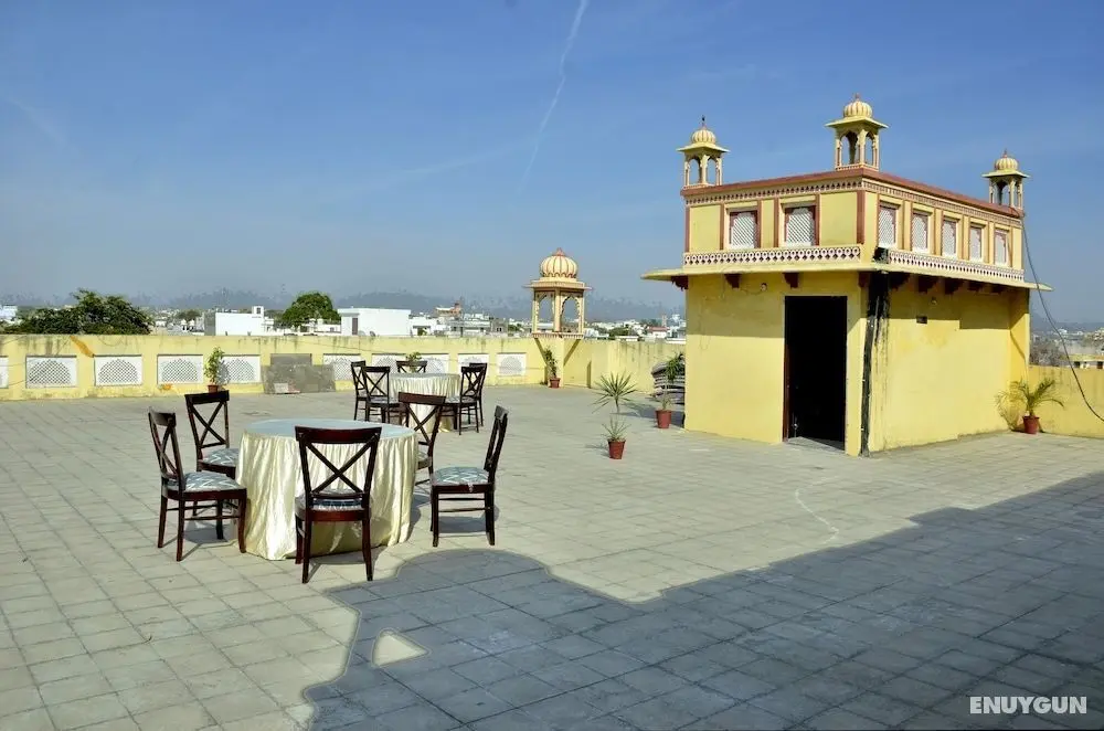 Mahal Rajwada Resort - Oda Düzeni
