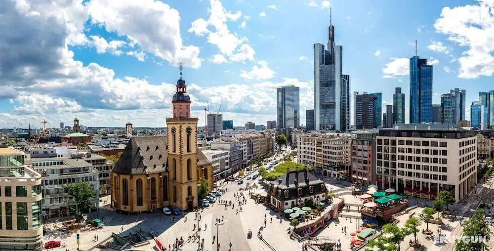 Main Hotel Frankfurt City - Dış Mekan