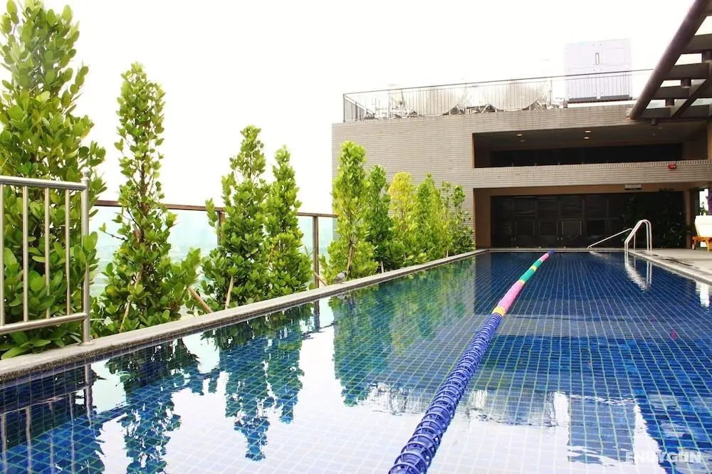 Maison de Chine Hotel Taichung - Pin Chen Building - Havuz