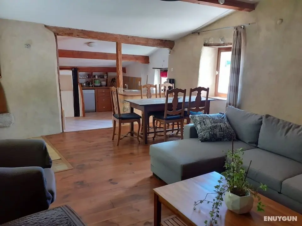 Maison de Pascal et Virginie - Öne Çıkan Resim
