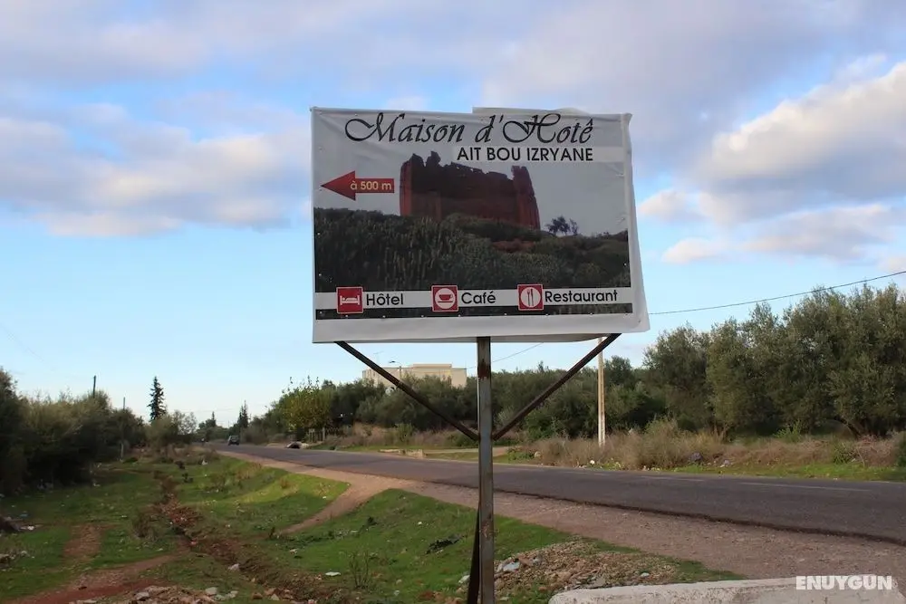 Maison D'Hotes Ait Bou Izryanne - Dış Mekan