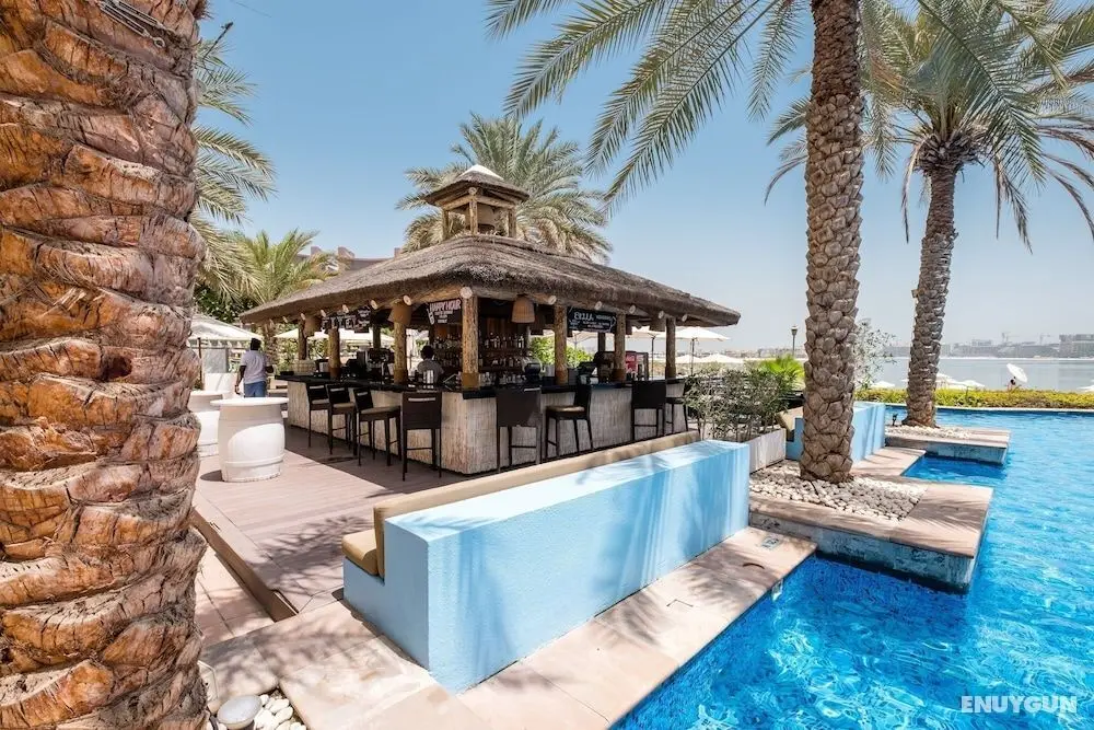 Maison Privee - Luxurious 2/Bed Apt on Palm Jumeirah - Havuz